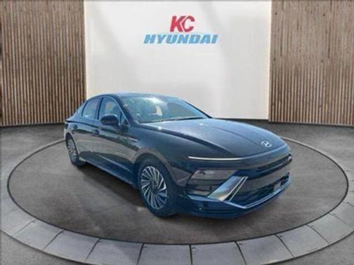 2025 Hyundai SONATA Hybrid SE