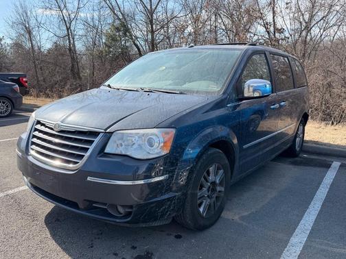 2008 Chrysler Town & Country Limited