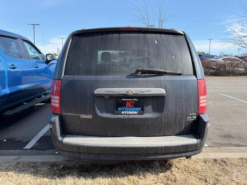2008 Chrysler Town & Country Limited