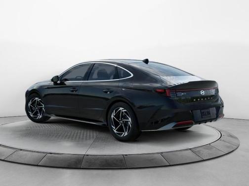 2026 Hyundai SONATA SEL