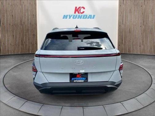 2025 Hyundai KONA SEL Convenience
