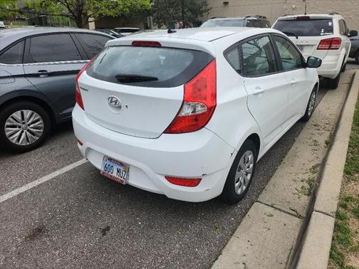 2017 Hyundai Accent SE