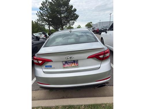 Symphony Silver 2015 Hyundai SONATA SE