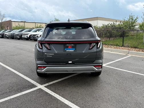 Ecotronic Gray 2026 Hyundai TUCSON SEL Premium