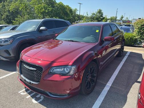 2019 Chrysler 300 S