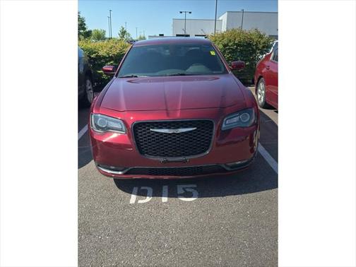 2019 Chrysler 300 S