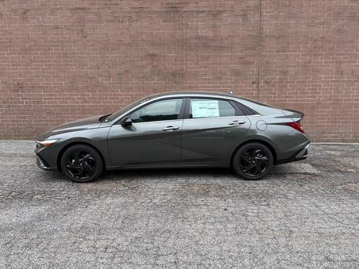 Amazon Gray 2026 Hyundai ELANTRA Sport