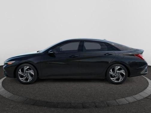 2025 Hyundai ELANTRA HEV SEL Sport