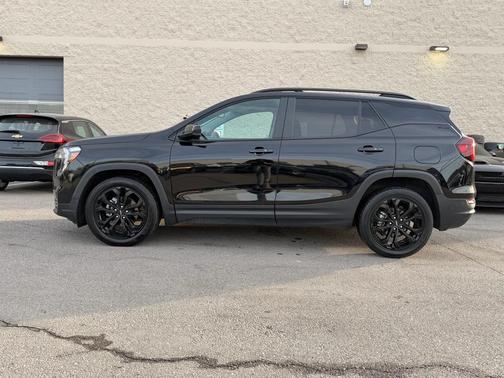 2022 GMC Terrain SLE