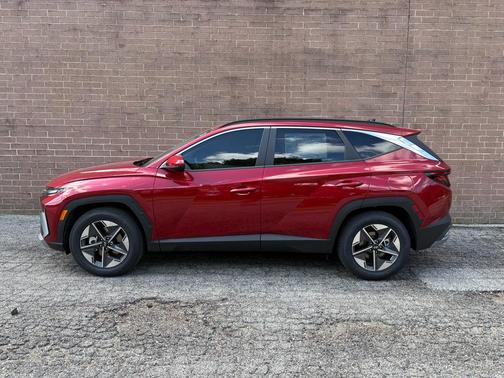 Ultimate Red 2026 Hyundai TUCSON SEL
