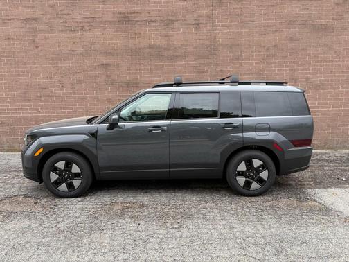 Ecotronic Gray 2026 Hyundai SANTA FE SEL 2.4