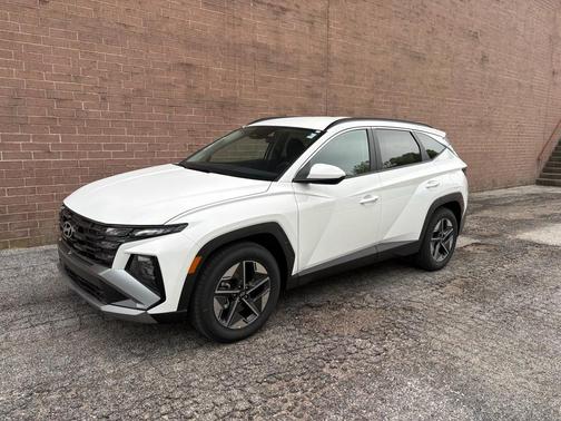 Serenity White Pearl 2026 Hyundai TUCSON SEL