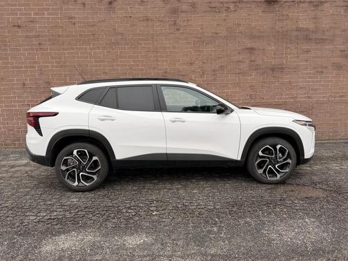 2025 Chevrolet Trax FWD 2RS