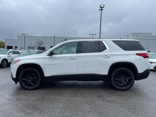 2021 Chevrolet Traverse LS