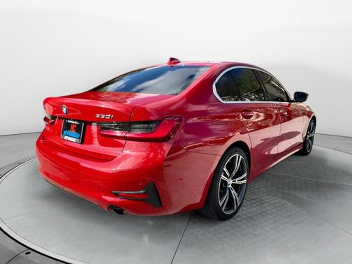 2021 BMW 330 xDrive