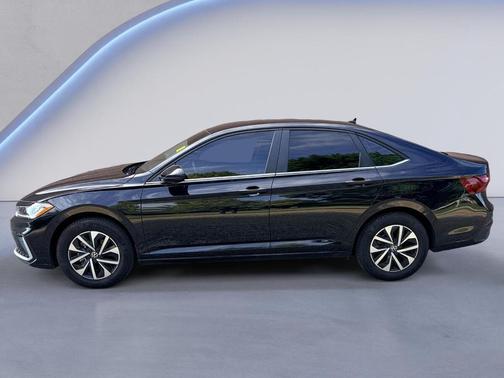 Deep Black Pearl 2026 Volkswagen Jetta 1.4T S