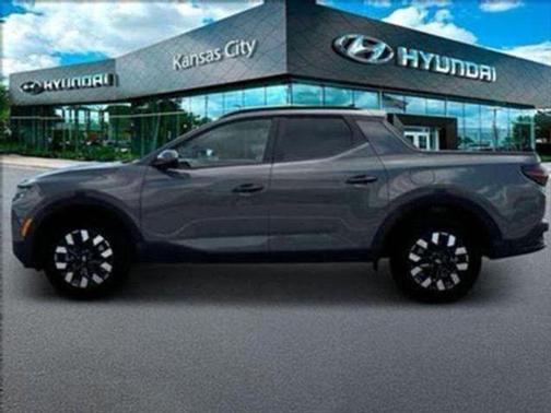 2025 Hyundai SANTA CRUZ SEL Activity