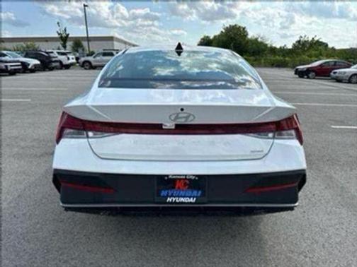 2025 Hyundai ELANTRA HEV Blue