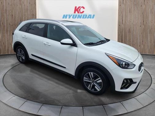 2022 Kia Niro LXS