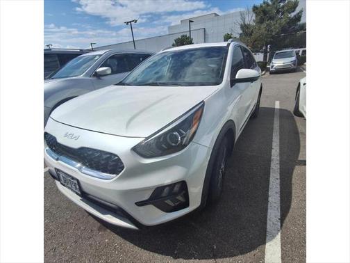 2022 Kia Niro LXS