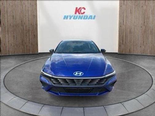 2025 Hyundai ELANTRA HEV SEL Sport