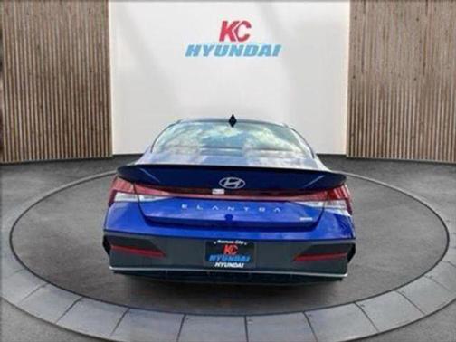 2025 Hyundai ELANTRA HEV SEL Sport