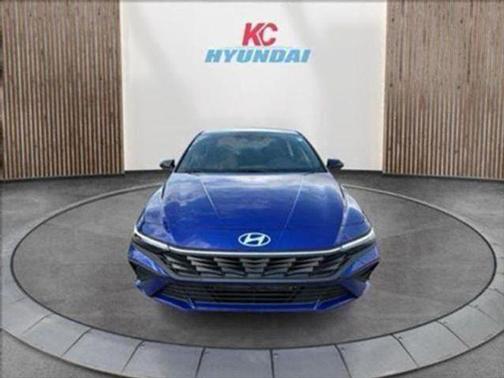 2025 Hyundai ELANTRA HEV SEL Sport