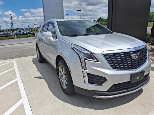 2020 Cadillac XT5 Premium Luxury