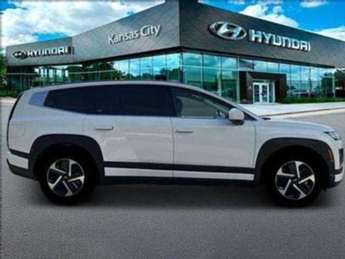 2026 Hyundai IONIQ 9 SE