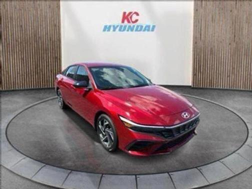 2025 Hyundai ELANTRA HEV SEL Sport