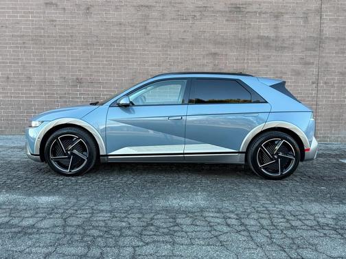 2025 Hyundai IONIQ 5 Limited