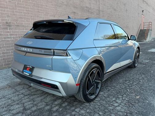 2025 Hyundai IONIQ 5 Limited