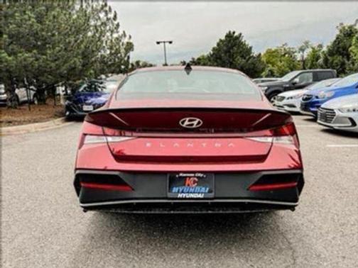 2025 Hyundai ELANTRA Sport