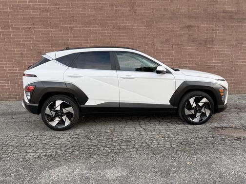 2025 Hyundai KONA Limited