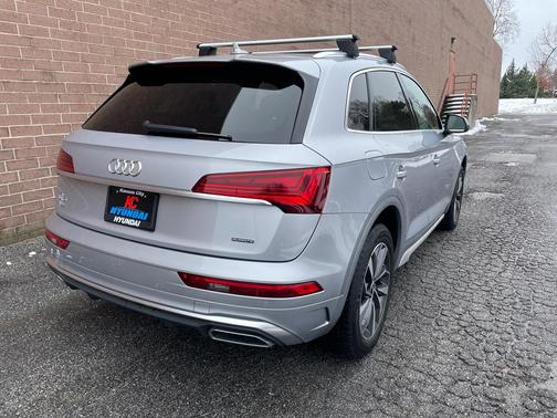 2023 Audi Q5 45 S line Premium Plus