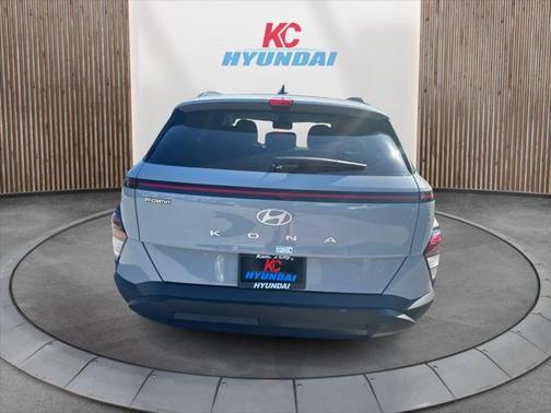 2025 Hyundai KONA SEL Convenience