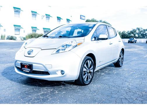 2015 Nissan Leaf SL