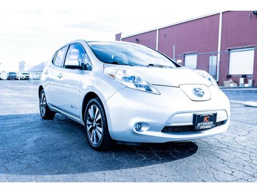2015 Nissan Leaf SL
