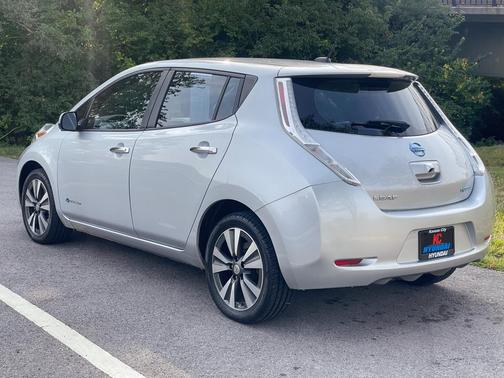2015 Nissan Leaf SL
