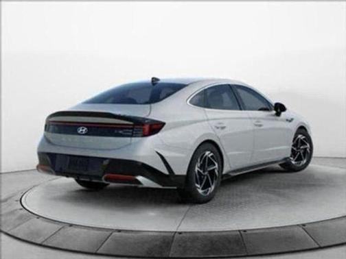 2026 Hyundai SONATA SEL