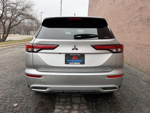 2024 Mitsubishi Outlander SE 2.5 S-AWC