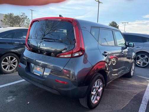 2022 Kia Soul LX