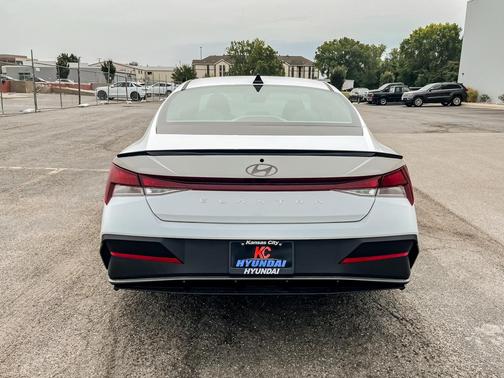 2025 Hyundai ELANTRA Sport