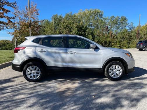 2019 Nissan Rogue Sport S