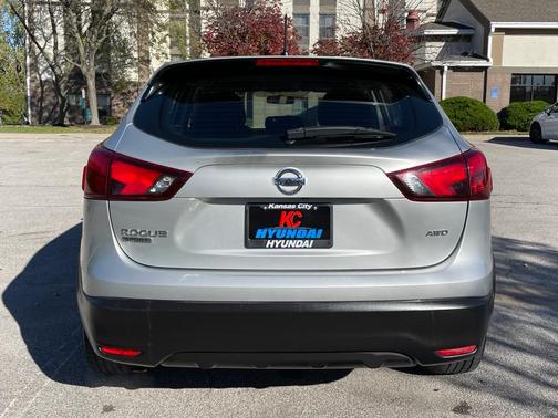 2019 Nissan Rogue Sport S