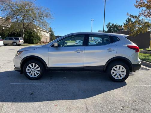 2019 Nissan Rogue Sport S