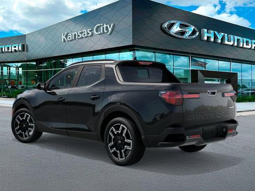 Phantom Black 2026 Hyundai SANTA CRUZ Limited