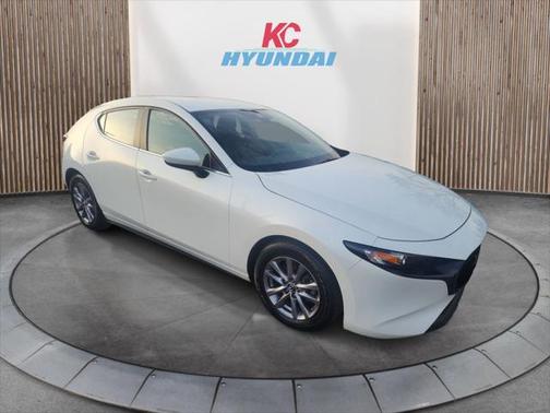 2022 Mazda Mazda3 FWD