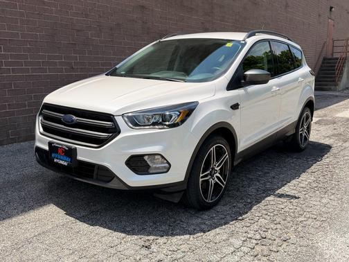 WHITE PLATINUM MET TRI-COAT 2019 Ford Escape SEL