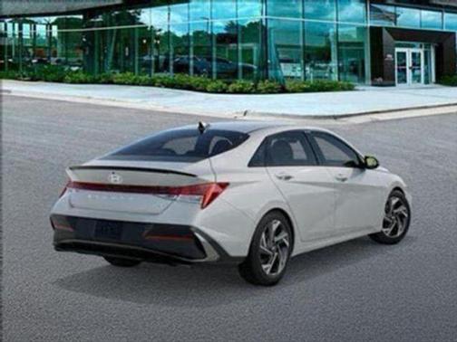 2025 Hyundai ELANTRA HEV SEL Sport